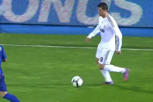 人類邊鋒天花板！無敵金邊羅無解單兵作戰！