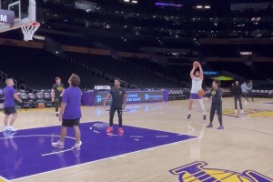 姚明建議楊瀚森：多和在乎你的人、關心你的人呆在一起