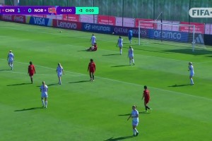 周欣怡點射破門！U17中國女足半場2-0領先挪威