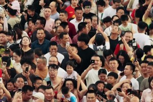 還得是閩南！村BA獎勵冠軍的牛牛抵達福建晉江，牛牛有村民證了~