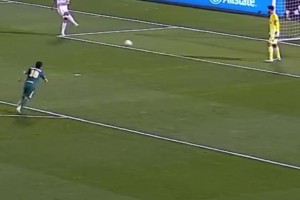 噩夢重現！洛里重現2018年世界杯決賽的失誤丟球