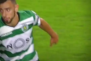 當(dāng)年葡萄牙體育時(shí)期的B費(fèi)將梅西逼出真功夫！梅西都上頭了！