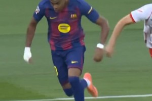 真的太輕松了！近距離看亞馬爾挑球人球分過！