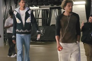 球迷挑事未果！23年杜蘭特回憶籃網歲月一度哽咽+眼含熱淚