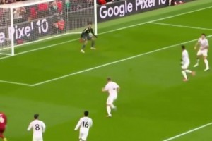 兩次首發兩場勝利！舒梅切爾看了都想點個贊?