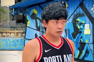 這波模仿什么水平？模仿帝陳海泳模仿楊瀚森今日NBA首秀