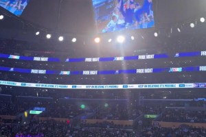 感受LA球迷對(duì)大谷翔平的愛(ài) NBA現(xiàn)場(chǎng)播放恭喜大谷進(jìn)決賽