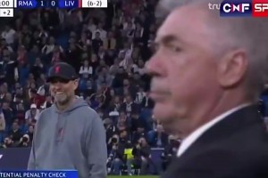 皇馬6-2利物浦！克洛普對著安帥方向苦笑 。。