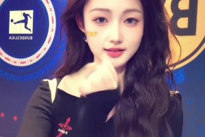 我不是搜李沁嗎，怎么到這了……多特李沁是真好看