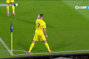 950球小將韋斯利傳中，C羅中路包抄破門！