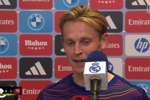 德容：卡瓦哈爾可以更衣室和亞馬爾談，而不是在場(chǎng)上做手勢(shì)