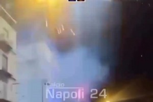 收到奇效！那不勒斯球迷賽前放煙花干擾國際米蘭球員休息