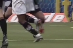 17歲的羅比尼奧成名之作！瘋狂連踩8次單車獲得單車少年稱號(hào)！